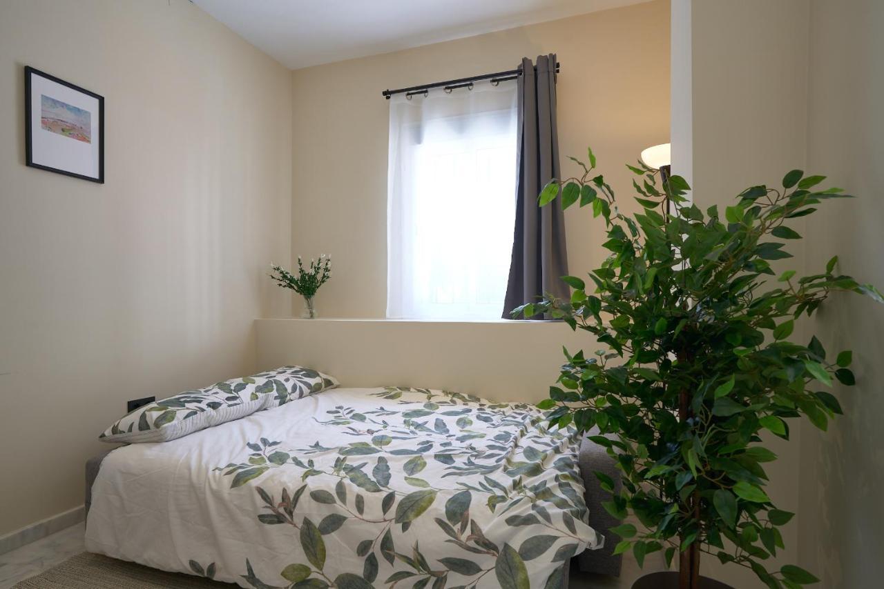 Apartamentos Tejares De Triana 16B セビリア エクステリア 写真